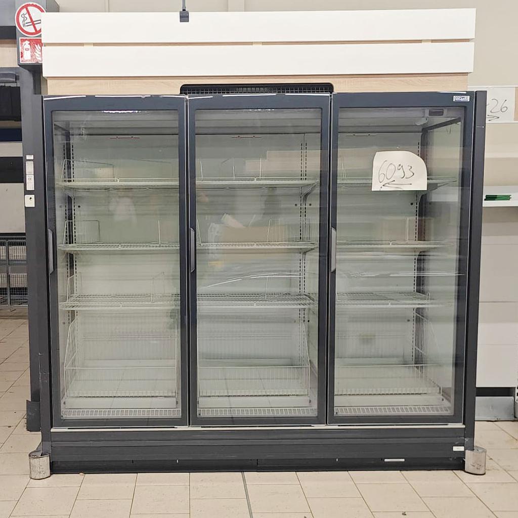 Вертикален фризер EPTA XC0418416 Skylight с 3 врати 2500x900x2250mm, Plug In